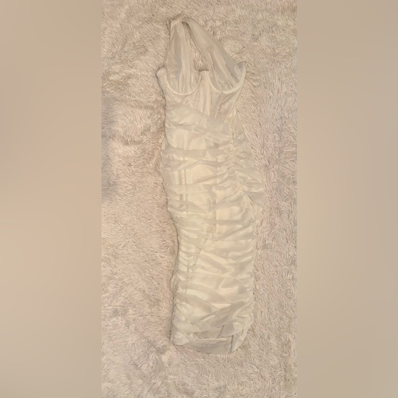 NWOT House of cb Valentina one shoulder Bustier dress in ivory sz XS - Picture 4 of 8